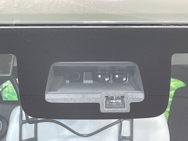 �y�X�Y�L �Z�[�t�e�B�T�|�[�g�z���s���ɑO���̎ԗ�����F�����A�Փ˂������Ȏ��͌x��ƃu���[�L�ŏՓˉ���Ɣ�Q�y�����A�V�X�g�B�����S�Ƀh���C�u�����y���݂��������܂��B