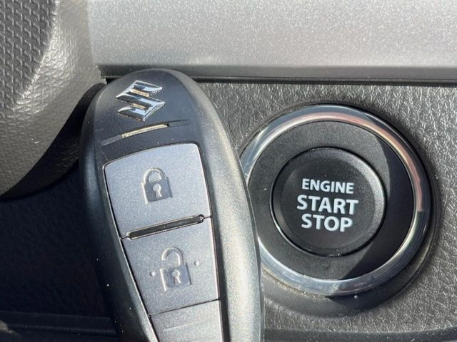 �y�L�[���X�X�^�[�g�V�X�e���z�J�o����|�P�b�g�ɓ��ꂽ�܂܂ł��h�A�̎{���E�������\�ȃX�}�[�g�L�[�𑕔��B�G���W���̃I���E�I�t�����J�M�����o���K�v����������Ƃ��Ă��֗��ł���