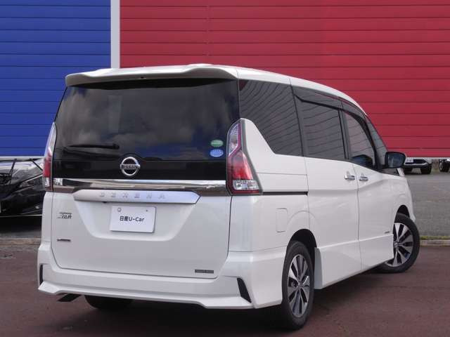 セレナ2.0 ハイウェイスター VセレクションII