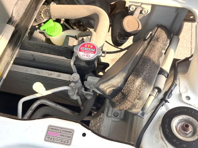 ���S�̍Œ�10�N�E���s�������ۏ�(�L��)�����p�ӁB�ۏؓ��e���[���͂������A�����_��&�I�C��������A�N�����x�̑S���E24���ԃ��[�h�T�[�r�X���t�т���Ă���܂��̂ł����S�������B