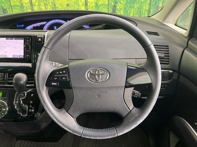 �y�����v�����X�e�A�����O�z�㎿�Ȋv���g�p���邱�ƂŁA��ɂ����������݂ƂĂ��^�]���₷���n���h���ł���