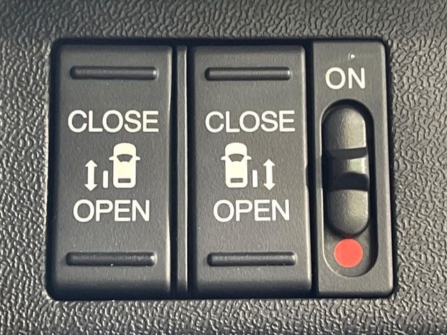 �y�����p���[�X���C�h�h�A�z�X�}�[�g�L�[��^�]�Ȃ̃X�C�b�`�Ō�ȗ����X���C�h�h�A�̊J���\���d��������͂����ăh�A���J����K�v�������A�����Ȃ��q�l�ł��ȒP�ɊJ���߂ł����K�ł���