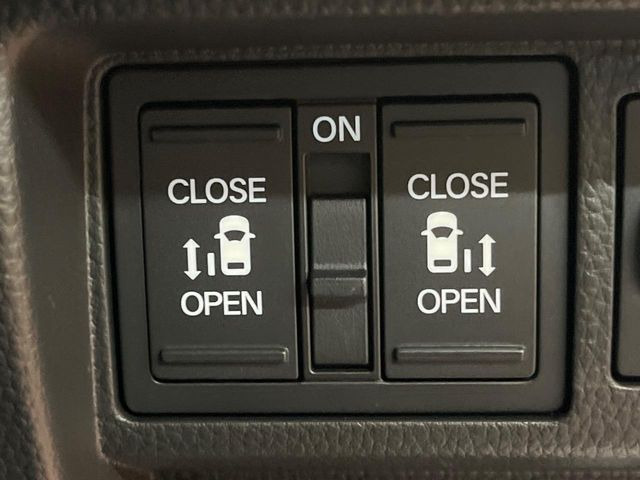 �y�����p���[�X���C�h�h�A�z�X�}�[�g�L�[��^�]�Ȃ̃X�C�b�`�Ō�ȗ����X���C�h�h�A�̊J���\���d��������͂����ăh�A���J����K�v�������A�����Ȃ��q�l�ł��ȒP�ɊJ���߂ł����K�ł���