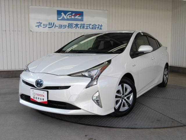 プリウス1.8 S セーフティ プラス