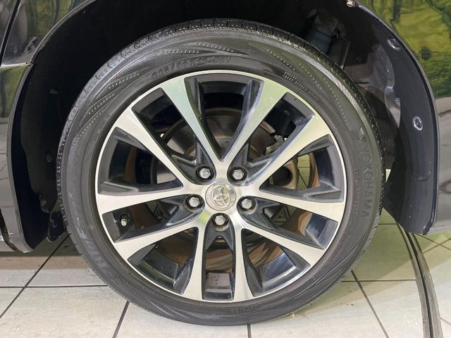 �y�����A���~�z�C�[���z�O�ςɃ}�b�`���������A���~�z�C�[���𑕒����Ă���܂��B�e��ЊO�A���~�z�C�[����A�X�^�b�h���X�^�C�����戵�����Ă���܂��B���񂲑��k����������