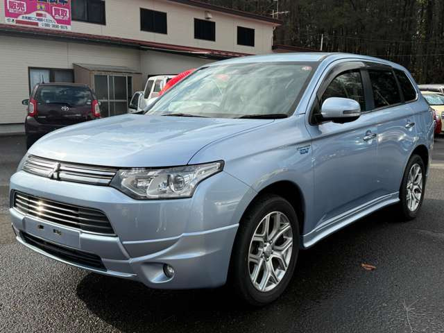 アウトランダーPHEV2.0 G ナビパッケージ 4WD