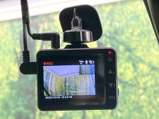 �y�h���C�u���R�[�_�[�z���S�E���S�ȃJ�[���C�t�ɕK�{�̃h���C�u���R�[�_�[�𑕔�!���s���͂������A������^�]�⎖�̂ɑ��������ۂ̏󋵂��f���ŋL�^���A����̃��X�N�ɔ����܂��B