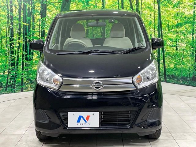 ��D�]�𒸂��Ă���܂��{�f�B�̒e�X�v���b�V���R�[�g���D�]��t���B�ʏ�̃K���X�R�[�g�ƈقȂ�A�ϋv�N��6�N�̖��@���K���X�R�[�e�B���O���A�{�f�B���L���C�ȏ�Ԃɕۂ��Ă���܂��B