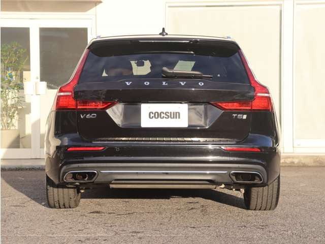 ���s�^�G���W���ɂ̓{���{�̔F�؂��擾����MOTUL�̍����I�C��SPECIFIC RBS0-2AE(0W-20)���g�p���܂��B