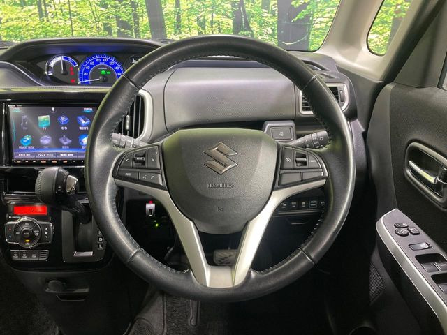 �y�����v�����X�e�A�����O�z�㎿�Ȋv���g�p���邱�ƂŁA��ɂ����������݂ƂĂ��^�]���₷���n���h���ł���