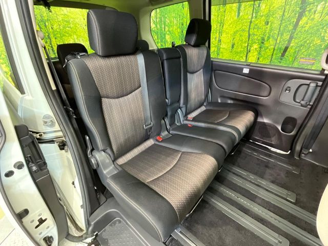 �Z�J���h�V�[�g�͒������������ƂȂ��Ă���A�X���C�h����ΒʘH�X�y�[�X���o��!�O��̈ړ����Ƃ��Ă��ȒP�ł���������A8����Ԏ������K�ȍ���S�n�̃V�[�g�ƂȂ��Ă��܂���