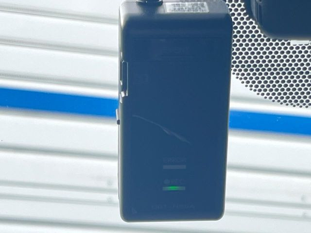 �y�h���C�u���R�[�_�[�z�h���C�u���R�[�_�[����!���s���͂������A������^�]�⎖�̂ɑ��������ہA�f���ŋL�^���A����̃��X�N�ɔ����܂��B���L�^�pSD�J�[�h�͂��q�l�����g�ł��������������K�v������܂��B