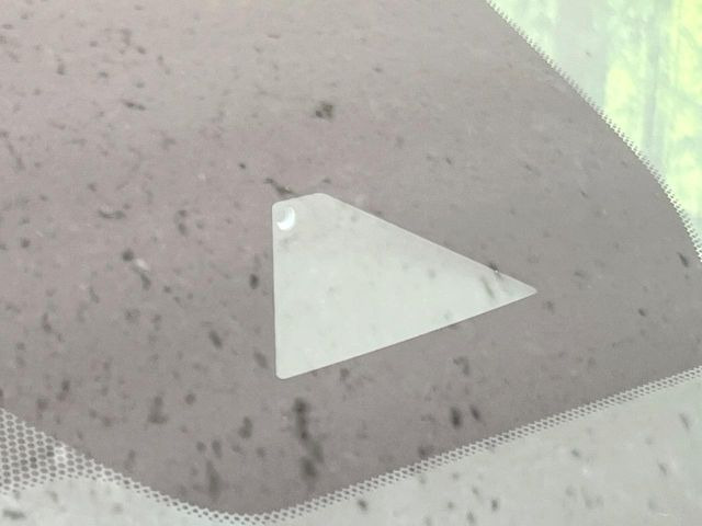 �y�G�}�[�W�F���V�[�u���[�L�z���s���ɑO���̎ԗ�����F�����A�Փ˂������Ȏ��͌x��ƃu���[�L�ŏՓˉ���Ɣ�Q�y�����A�V�X�g�B�����S�Ƀh���C�u�����y���݂��������܂��B