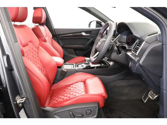 �A�_�v�e�B�uS�X�|�[�c�G�A�T�X�y���V���� �ɂ���āA�X�|�[�c���s���̈������܂������萫�ƁA�X���ł̉��K�ȏ��S�n���������x���ŗ������Ă��܂��B