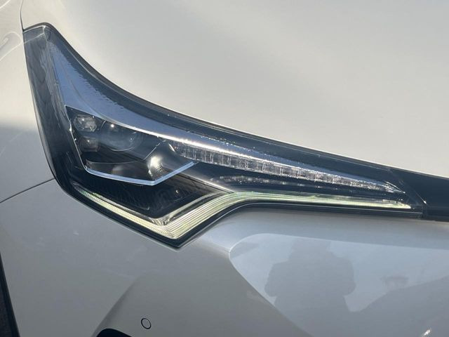 �yLED�w�b�h���C�g�z���V����ԑ��s�����ǍD�Ȏ��E���m�ۂ����S���ĉ^�]�ł��鍂�P�xLED�w�b�h���C�g�𑕔�!�_�����x�������A����d�͂��}�����Ă��܂��B