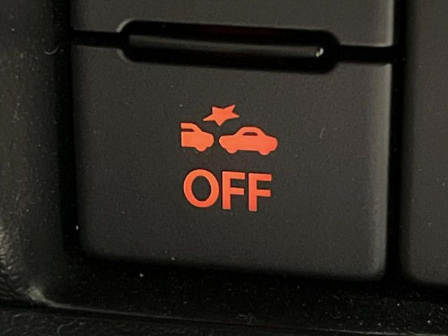 �y�X�Y�L �Z�[�t�e�B�T�|�[�g�z���s���ɑO���̎ԗ�����F�����A�Փ˂������Ȏ��͌x��ƃu���[�L�ŏՓˉ���Ɣ�Q�y�����A�V�X�g�B�����S�Ƀh���C�u�����y���݂��������܂��B