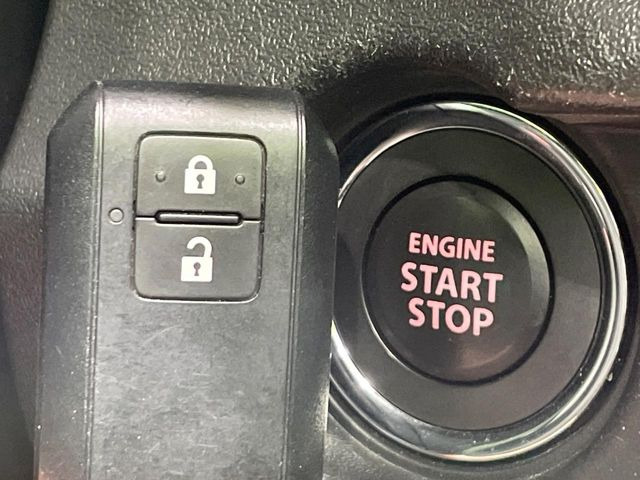 �y�L�[���X�X�^�[�g�V�X�e���z�J�o����|�P�b�g�ɓ��ꂽ�܂܂ł��h�A�̎{���E�������\�ȃX�}�[�g�L�[�𑕔��B�G���W���̃I���E�I�t�����J�M�����o���K�v����������Ƃ��Ă��֗��ł���