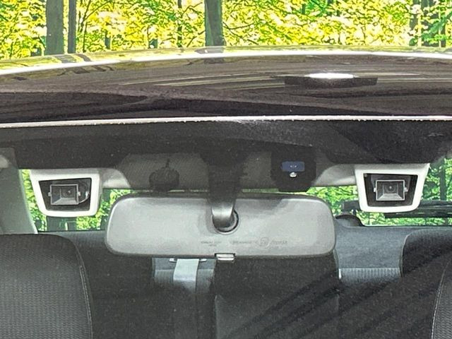 �y�A�C�T�C�g�z�O���̎ԗ��������m���A�Փ˂������Ȏ��͌x��Œ��ӂ𑣂��A�u���[�L�𓥂ޗ͂��T�|�[�g�B�u���[�L�𓥂߂Ȃ������ꍇ�͏Փ˔�Q�y���u���[�L���쓮�A�Փˉ�����T�|�[�g���܂��B