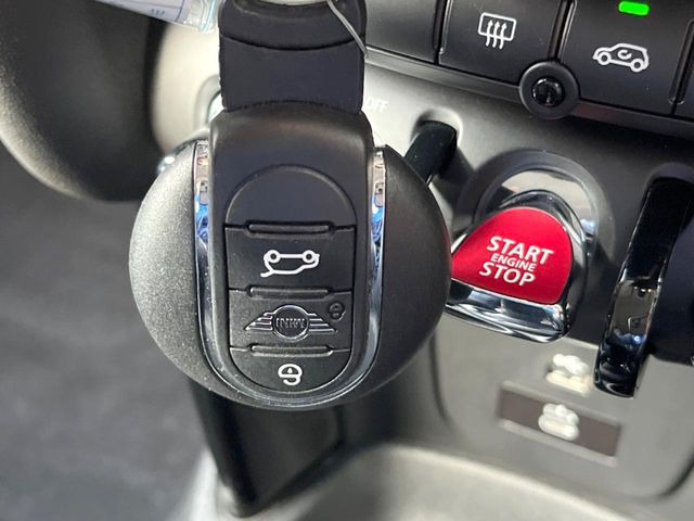 �y�R���t�H�[�g�A�N�Z�X(�X�}�[�g�G���g���[�V�X�e���z�L�[���������Ă��邾���ŊJ���E�{������G���W���X�^�[�g�܂ő���\!