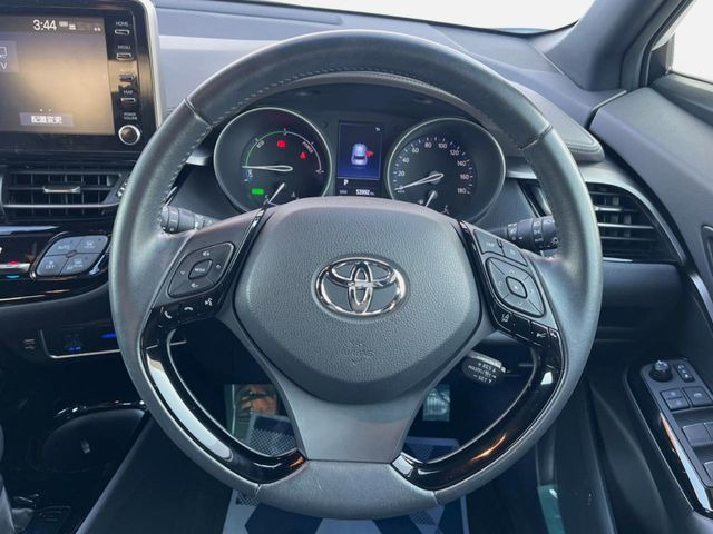 �y�����v�����X�e�A�����O�z�㎿�Ȋv���g�p���邱�ƂŁA��ɂ����������݂ƂĂ��^�]���₷���n���h���ł���