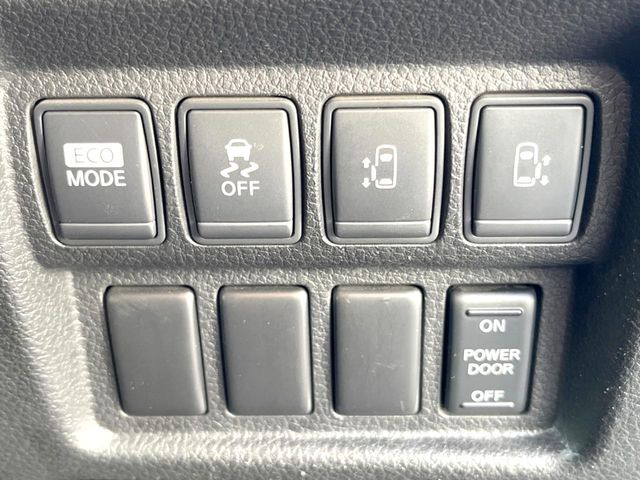 �y�����p���[�X���C�h�h�A�z�X�}�[�g�L�[��^�]�Ȃ̃X�C�b�`�Ō�ȗ����X���C�h�h�A�̊J���\���d��������͂����ăh�A���J����K�v�������A�����Ȃ��q�l�ł��ȒP�ɊJ���߂ł����K�ł���