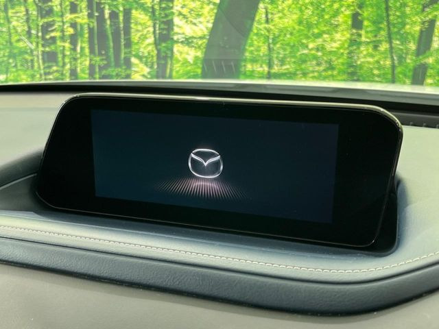 �y8.8�C���`�}�c�_�R�l�N�g�z�ԓ��̕��͋C�Ƀ}�b�`������^�̃f�B�X�v���C�B�X�}�z�ڑ��ł̃i�r�g�p��Bluetooth�Đ����A�l�X�ȋ@�\���y���߂܂��B�����I�ȃ_�C�������삪�\�ŁA�g��������ǍD�ł��B