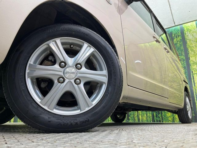 �y13�C���`�A���~�z�C�[���z�O�ςɃ}�b�`�����A���~�z�C�[���𑕒����Ă���܂��B�e��A���~�z�C�[����A�X�^�b�h���X�^�C�����戵�����Ă���܂��B���񂲑��k����������