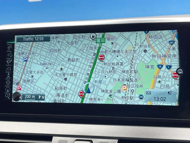 �������i�r:��̊��̂���i�r�́A����������ԓ������o���Ă���܂��BBluetooth�Đ��ȂǃI�[�f�B�I�@�\���[�����Ă���܂��̂ŁA�^�]�����y���߂܂���