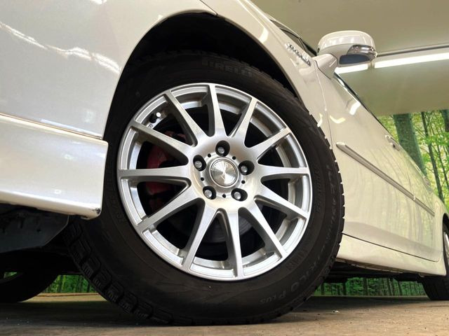 �y16�C���`�A���~�z�C�[���z�O�ςɃ}�b�`�����A���~�z�C�[���𑕒����Ă���܂��B�e��A���~�z�C�[����A�X�^�b�h���X�^�C�����戵�����Ă���܂��B���񂲑��k����������