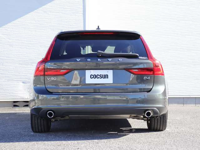 ���s�^�G���W���ɂ̓{���{�̔F�؂��擾����MOTUL�̍����I�C��SPECIFIC RBS0-2AE(0W-20)���g�p���܂��B