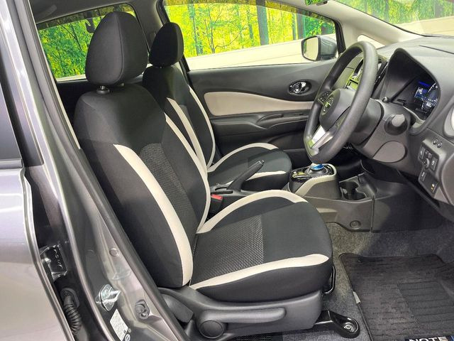 �L�X�Ƃ���2��ڃV�[�g�͋��Z���������A���S�n�����K!�F�B��Ƒ��Ƃ̂��o�����ɂ҂�����ł��B�x�r�[�V�[�g��`���C���h�V�[�g�g�p�������K�ɂ��߂�������������\���ȋ�Ԃ��m�ۂ��Ă��܂��B