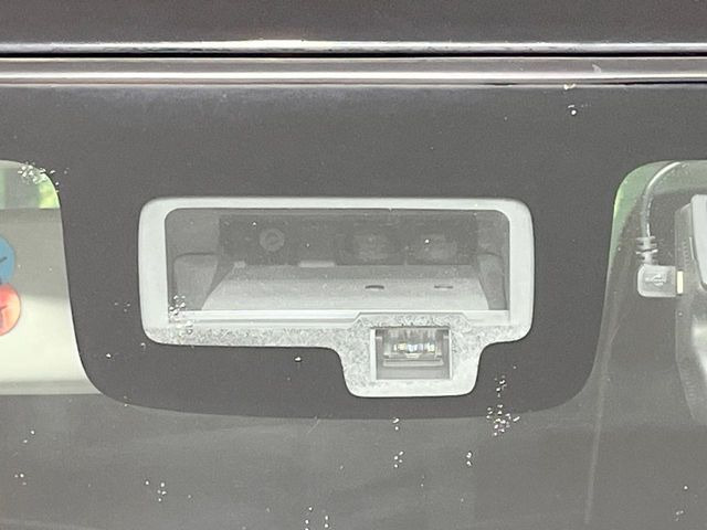 �y�X�Y�L �Z�[�t�e�B�T�|�[�g�z���s���ɑO���̎ԗ�����F�����A�Փ˂������Ȏ��͌x��ƃu���[�L�ŏՓˉ���Ɣ�Q�y�����A�V�X�g�B�����S�Ƀh���C�u�����y���݂��������܂��B