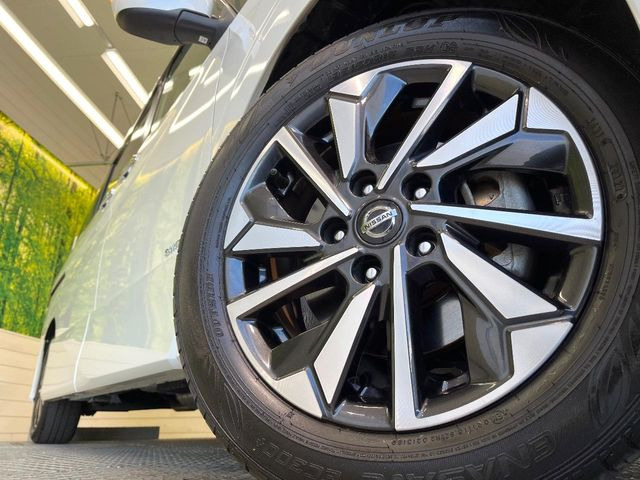 �y����16�C���`�A���~�z�C�[���z�O�ςɃ}�b�`���������A���~�z�C�[���𑕒����Ă���܂��B�e��ЊO�A���~�z�C�[����A�X�^�b�h���X�^�C�����戵�����Ă���܂��B���񂲑��k����������