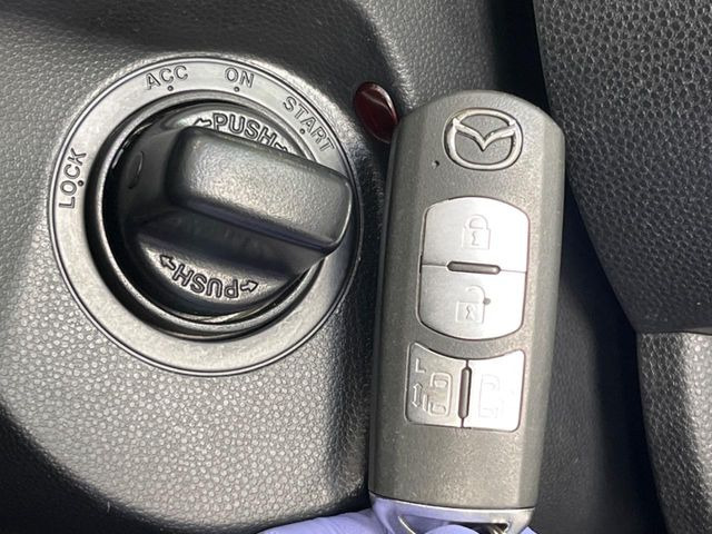 �y�A�h�o���X�g�L�[�z�J�o����|�P�b�g�ɓ��ꂽ�܂܂ł��h�A�̎{���E�������\�ȃX�}�[�g�L�[�𑕔��B�G���W���̃I���E�I�t�����J�M�����o���K�v����������Ƃ��Ă��֗��ł���