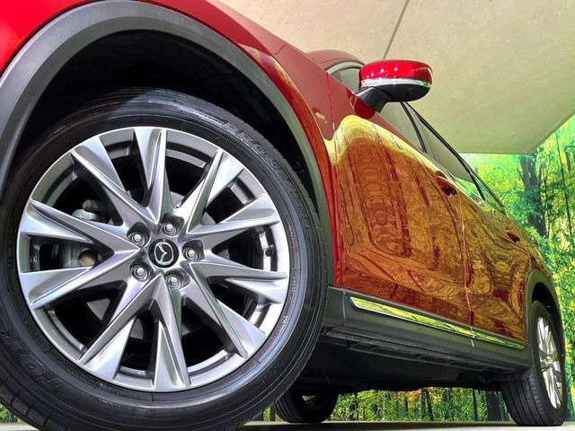 �y����19�C���`�A���~�z�C�[���z�O�ςɃ}�b�`���������A���~�z�C�[���𑕒����Ă���܂��B�e��ЊO�A���~�z�C�[����A�X�^�b�h���X�^�C�����戵�����Ă���܂��B���񂲑��k����������