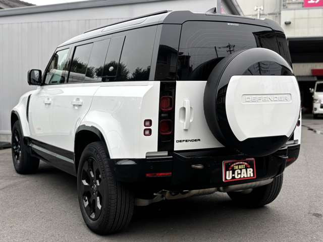 ディフェンダー110 X ダイナミック HSE 3.0L D300 ディーゼル 4WD