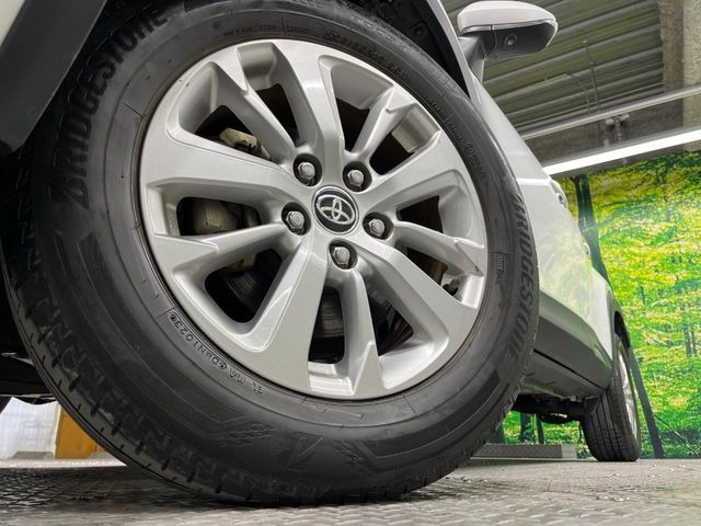 �y����16�C���`�A���~�z�C�[���z�O�ςɃ}�b�`���������A���~�z�C�[���𑕒����Ă���܂��B�e��ЊO�A���~�z�C�[����A�X�^�b�h���X�^�C�����戵�����Ă���܂��B���񂲑��k����������