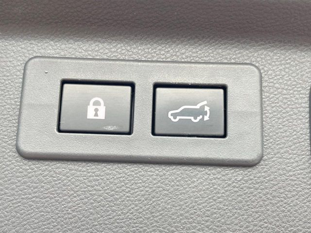 �y�p���[�o�b�N�h�A�z�X�}�[�g�L�[��^�]�Ȃ̃{�^�������������Ń��A�Q�[�g�������ŊJ���܂�!�ו��������Ă��鎞��A�����ʒu�ɂ���o�b�N�h�A��߂�ۂɕ֗��ȋ@�\�ł���