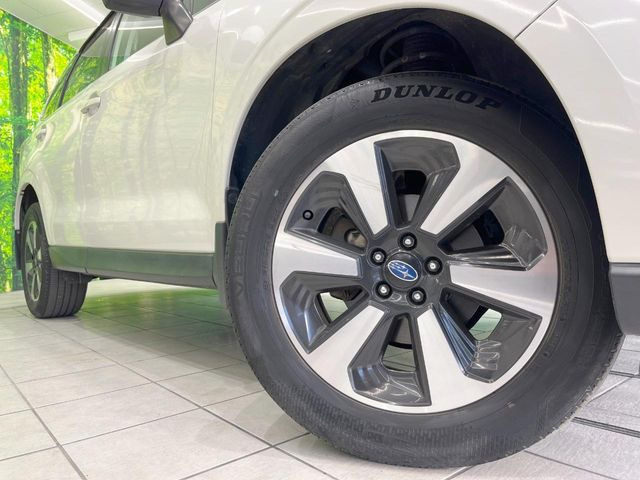 �y����17�C���`�A���~�z�C�[���z�O�ςɃ}�b�`���������A���~�z�C�[���𑕒����Ă���܂��B�e��ЊO�A���~�z�C�[����A�X�^�b�h���X�^�C�����戵�����Ă���܂��B���񂲑��k����������