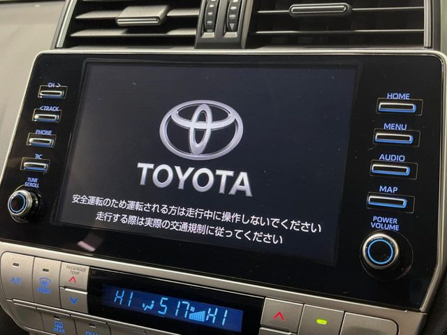 �y9�C���` �f�B�X�v���C�I�[�f�B�I�z���ʃf�B�X�v���C�ւ������̃X�}�[�g�t�H���ƘA�g���āA�i�r��bluetooth�ł̉��y�Đ����\�ł���f�U�C���͂�����񑀍쐫���ǍD!�ʓr�i�r�@�\�̎�t�\�ł���