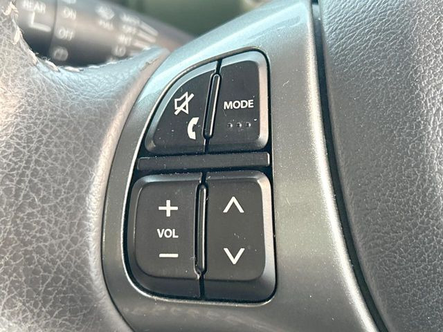 �y�X�e�A�����O�X�C�b�`�z�^�]���A�O������ڐ������炷���ƂȂ��A�I�[�f�B�I���̑��삪�\�ȕ֗��@�\!���S&���K�ȃh���C�u�����o���Ă���܂���