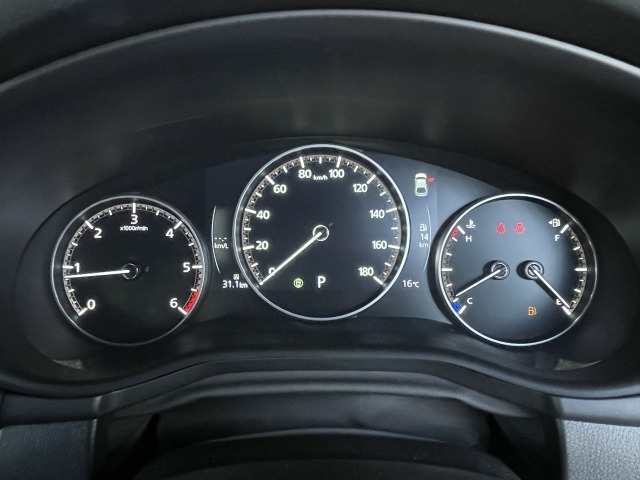 MAZDA3ファストバック1.8 XD ブラック セレクション