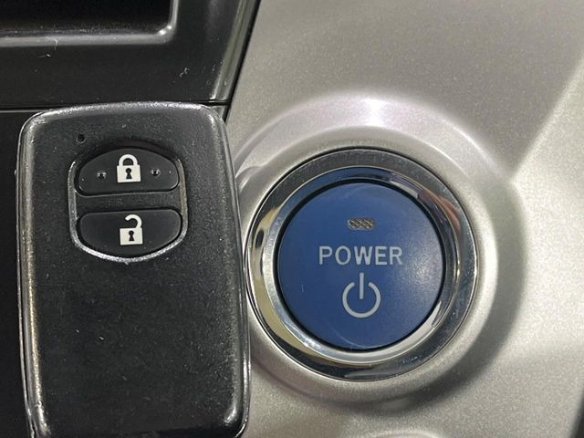 �y�X�}�[�g�L�[�z�J�o����|�P�b�g�ɓ��ꂽ�܂܂ł��h�A�̎{���E�������\�ȃX�}�[�g�L�[�𑕔��B�G���W���̃I���E�I�t�����J�M�����o���K�v����������Ƃ��Ă��֗��ł���