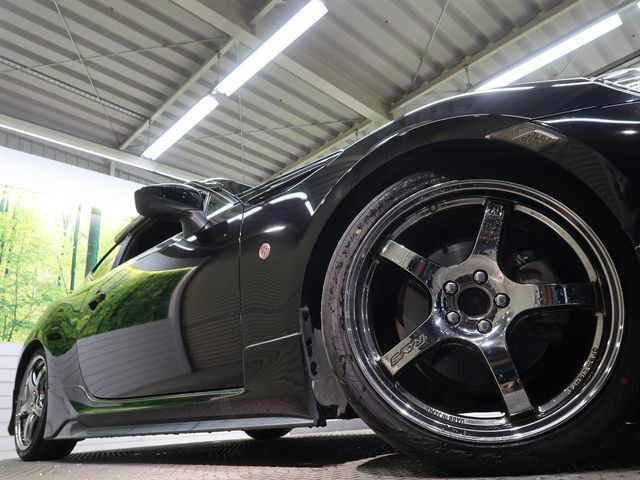 �yRAYS��18�C���`�A���~�z�C�[���z��l�C���[�J�[�̃z�C�[���𑕔���y�ʁE���d�x�̃A���~�z�C�[���́A�n���h�����O�E�����ȂǁA����̎������サ�Ă���܂���