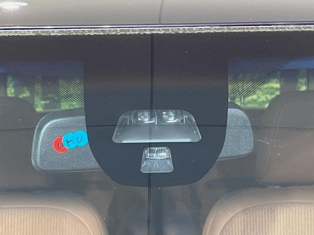 �y�V�e�B�u���[�L�A�N�e�B�u�V�X�e���z�ᑬ���s���ɑO���̎ԗ�����F�����A�Փ˂������Ȏ��͌x��ƃu���[�L�ŏՓˉ���Ɣ�Q�y�����A�V�X�g�B�����S�Ƀh���C�u�����y���݂��������܂��B