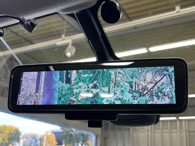 �y�C���e���W�F���g���[���~���[�z��Ȃ̑傫�ȉו��⓯��҂Ō�����m�F���Â炢���ł����S!�J�������B�e�����ԗ�����̉f�������[���~���[���ɕ\���B�N���A�Ȏ��E�ŏ󋵂̊m�F���\�ł�!