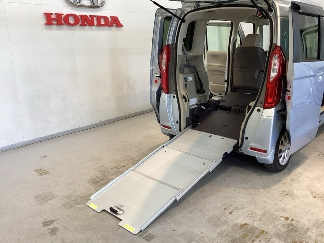 N-BOXG スロープ ホンダセンシング 車いす専用装備装着車
