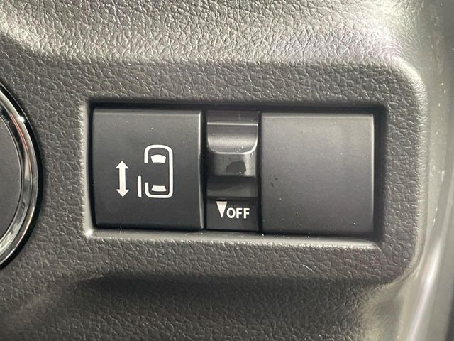 �y�p���[�X���C�h�h�A�z�X�}�[�g�L�[��^�]�Ȃ̃X�C�b�`�ŃX���C�h�h�A�̊J���\���d��������͂����ăh�A���J����K�v�������A���������q�l�ł��A�d���ו��������Ă��鎞�����N�ɊJ���߂ł��܂���