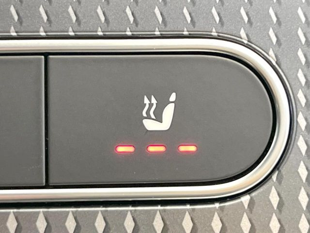 ���t�����g�V�[�g�q�[�e�B���O:�^�]�ȁE����ȋ��ɎO�i�K�Œ��߂��\�ȃV�[�g�q�[�^�[�𑕔����Ă���܂��B�G�߂��킸���K�ɂ��g�p���������܂��B