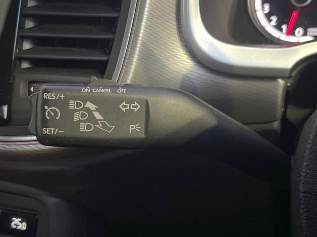 ���I�[�g�N���[�Y�R���g���[��:�������H�⎩���Ԑ�p���H���ɂāA�葬���q���\�ƂȂ�֗��ȋ@�\�ł��B�������ړ��̍ۂł����ɂ����֗��ɂ��g�����������܂���